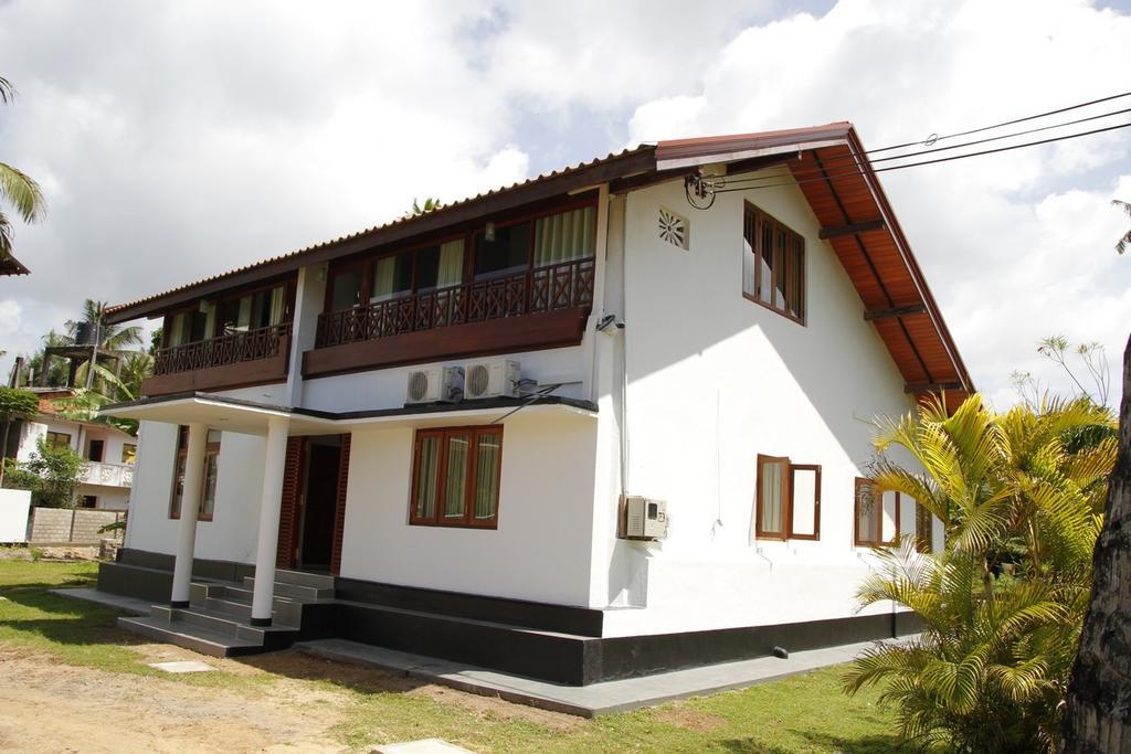 Acquabey Surf Villa Matara Exterior photo